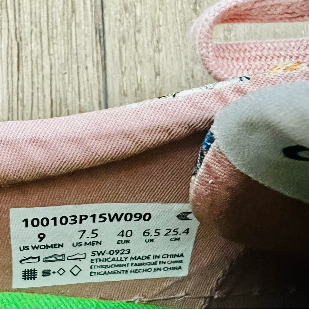 Cariuma Limited Edition Pink Van Gogh Sneakers Sz 9 - Picture 7 of 7
